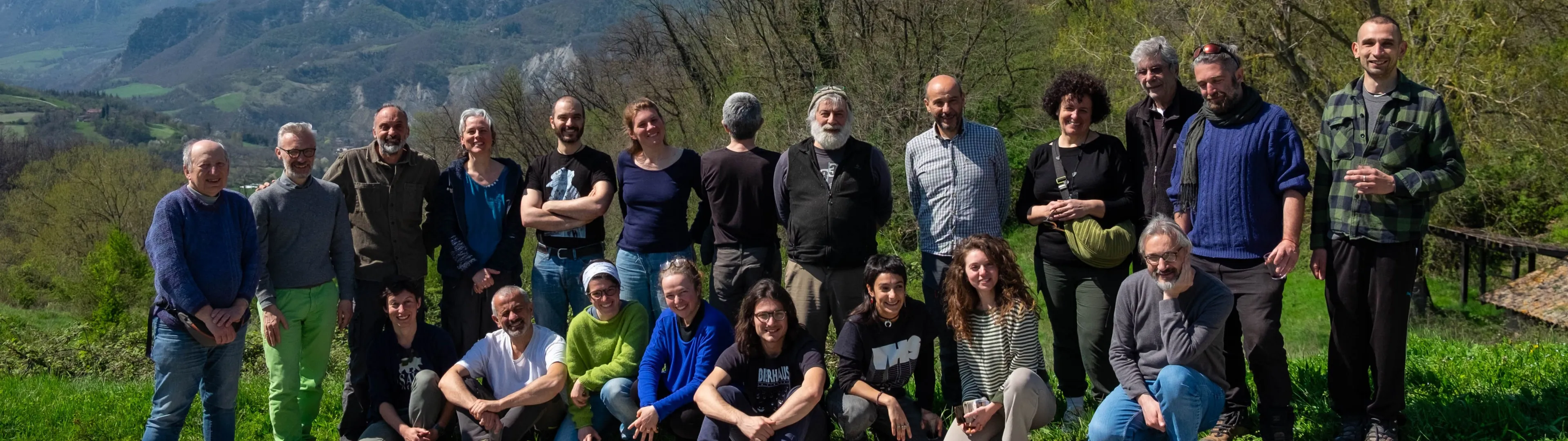 The Community Editorial team of the guide at il Poggiolo Rifugio Re_Esistente together with writer Wu Ming